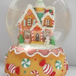 Gingerbread, musical snowglobe