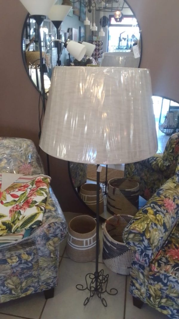 Lampshade B22 Honey Suckle