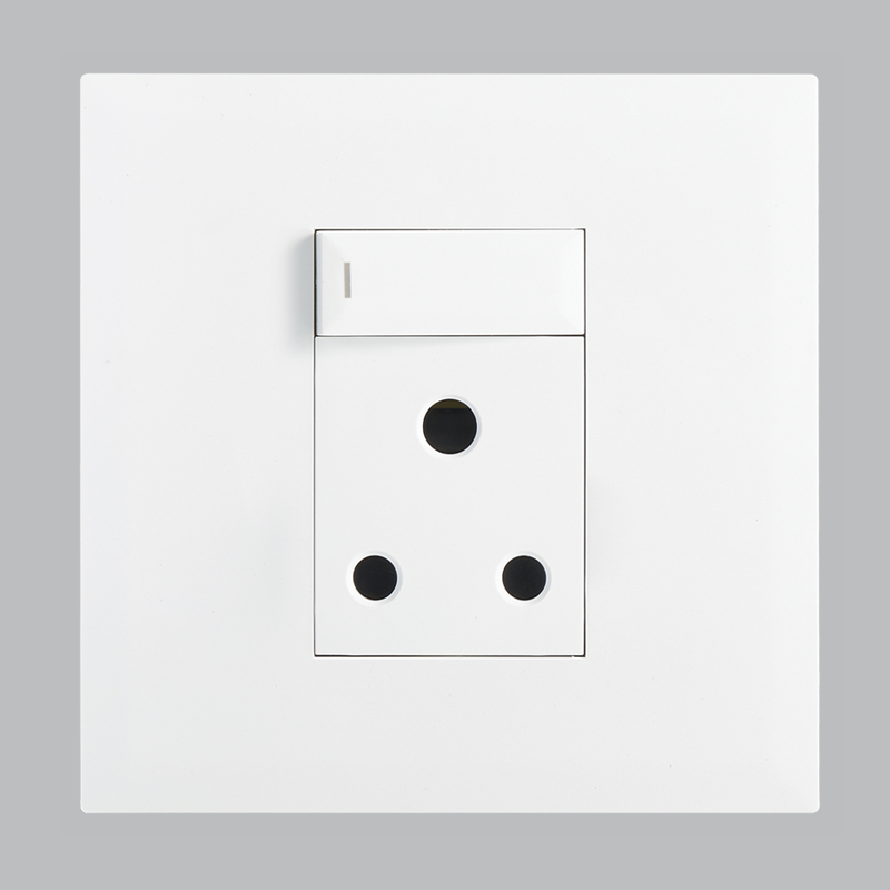 MODULAR WH 16A SOCKET WITH SWITCH 4 X 4