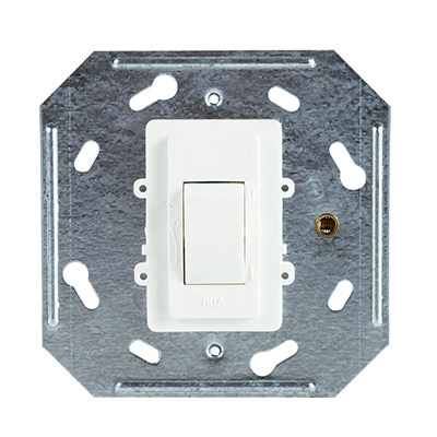 Crabtree Classic 60A Double Pole Isolator Yoke White 100x100mm